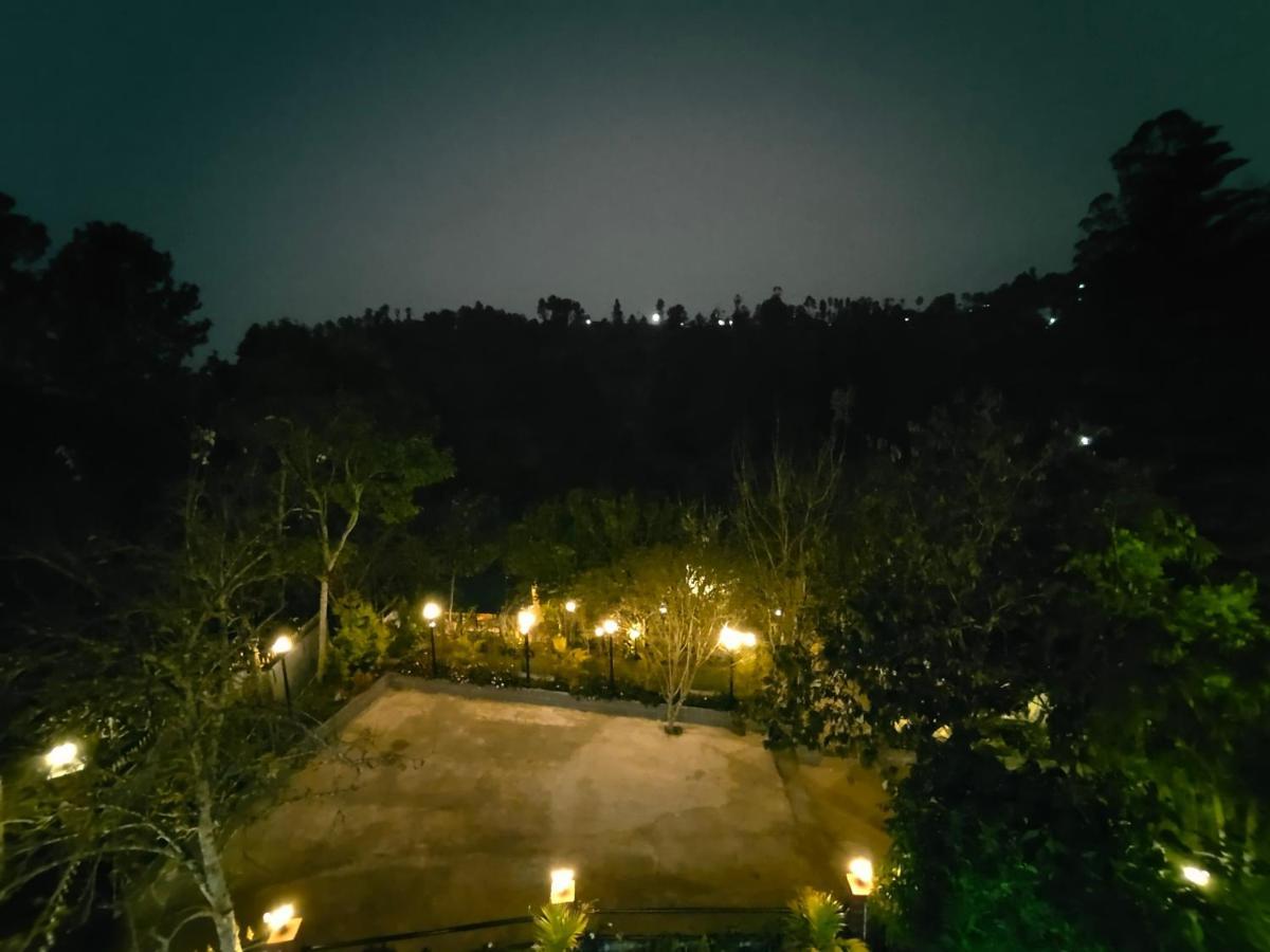 Silver Spruce Entire Nature Villa Kotagiri Exterior foto